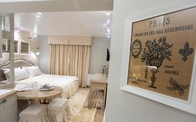 Aelia Luxury Apartments